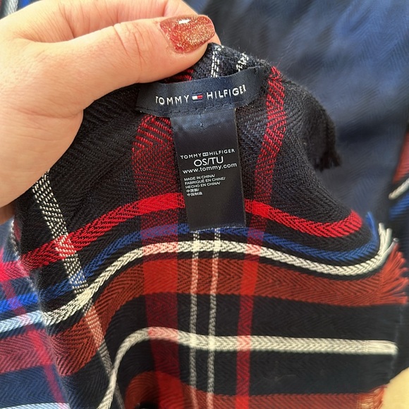 *PRICE FOR BOTH* Tommy Hilfiger - Picture 6 of 7